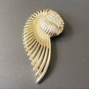 Marboux Gold Leaf Flame Brooch